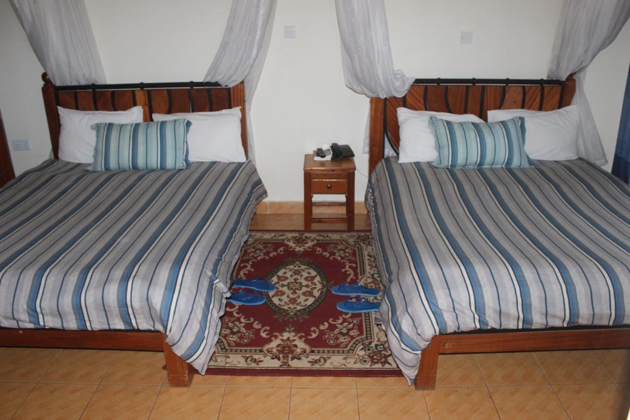 Meru Paramount Exterior foto