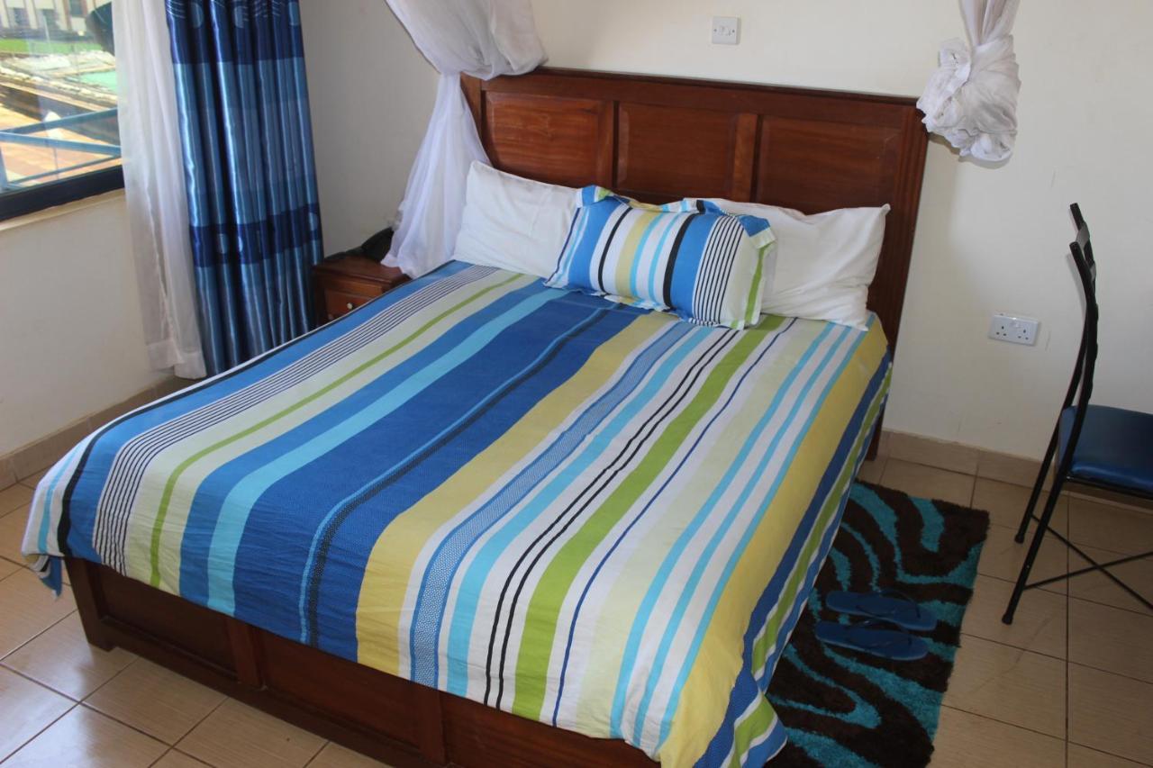 Meru Paramount Exterior foto