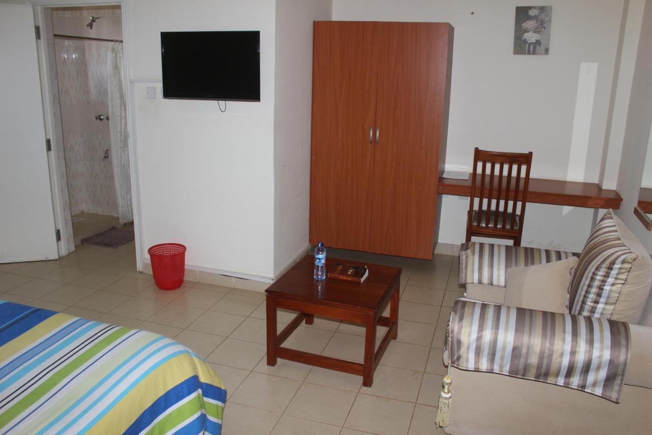 Meru Paramount Exterior foto